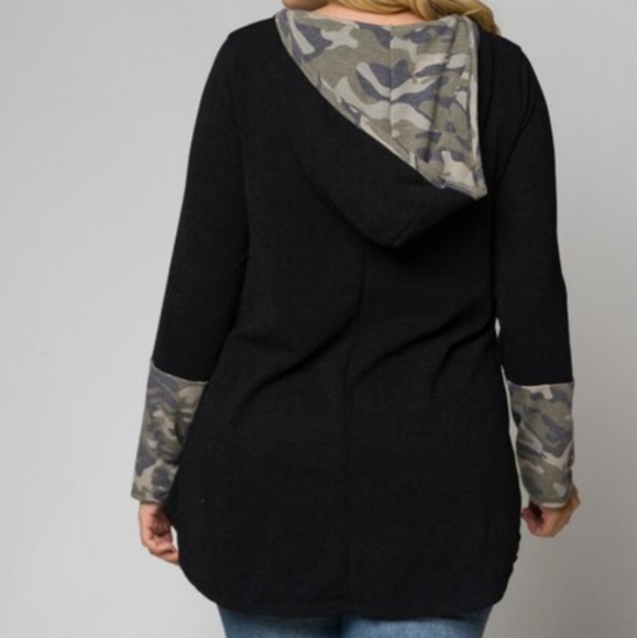 1X Black Knit Tunic with Camouflage hood - Picture 3 of 8